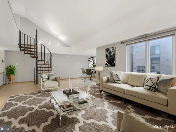 130 Spruce St APT 31C, Philadelphia, PA 19106