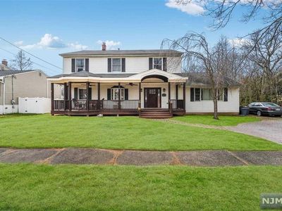 132 Medford Rd, Dumont, NJ, 07628
