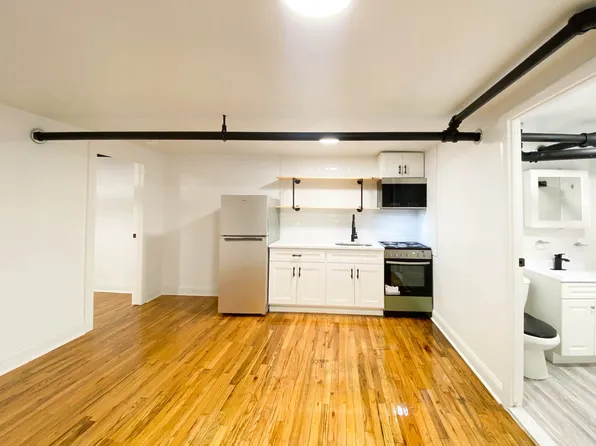 1092 President Street image 1 of 10