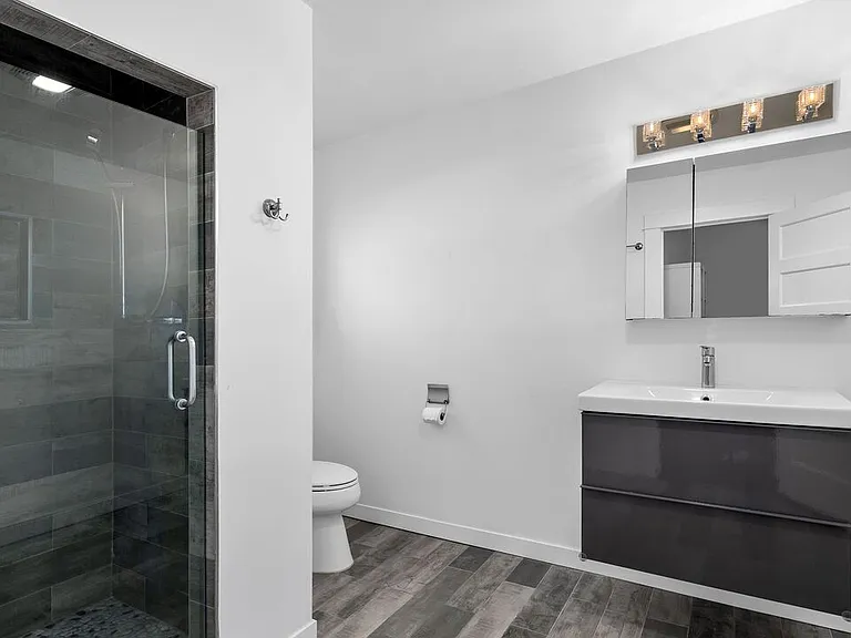 915 Palms Blvd — Photo 19