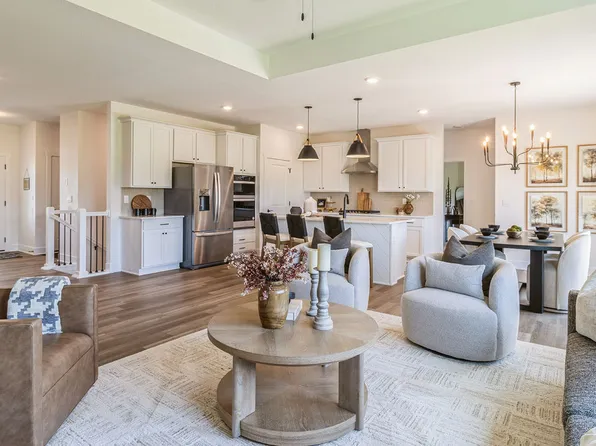 Lincoln Plan, The Horton Series at Stratford Crossing