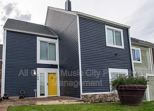 129 Hermitage Woods Dr Photo 1