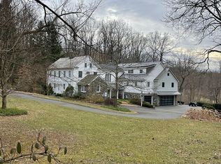 85-4 Mountaintop Rd, Bernardsville, NJ 07924
