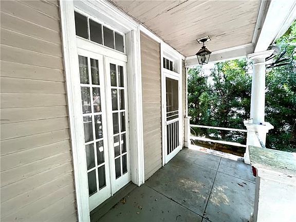 2nd image of 6015 Annunciation St