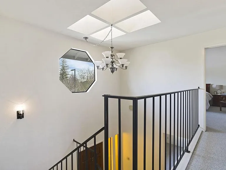 5205 Verdi Way — Photo 17