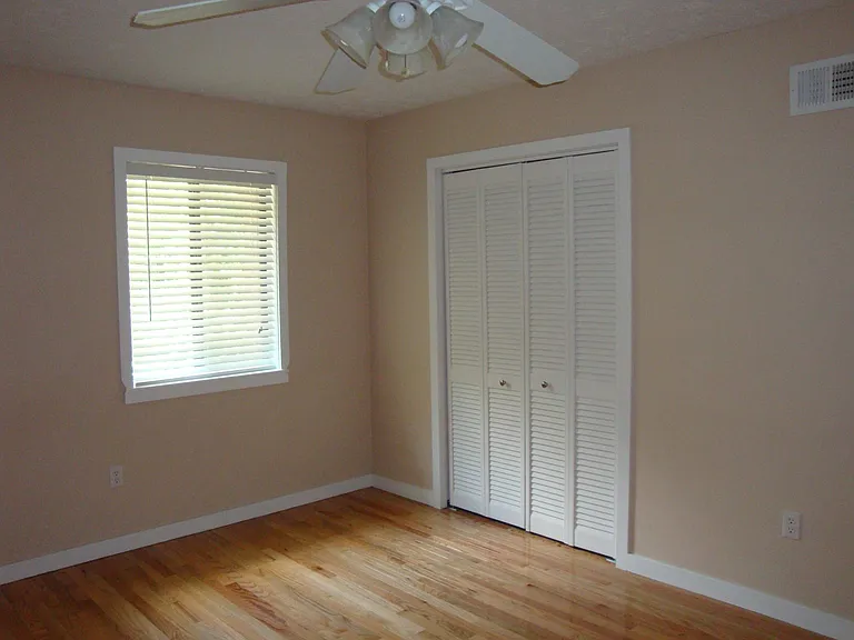 174 Talmadge St #12 — Photo 12