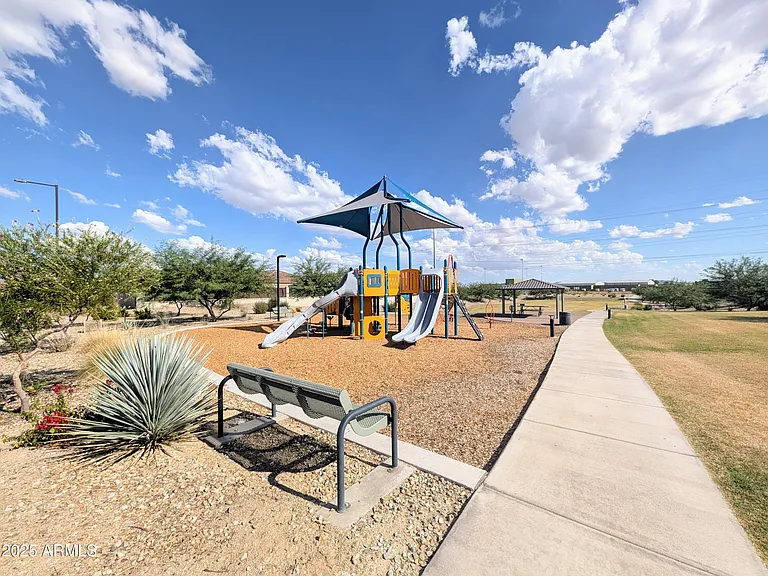24458 W Verlea Dr — Photo 50