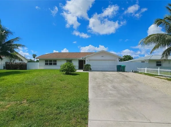 5010 31st Ave SW, Naples, FL 34116