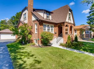 134 W Monroe St, Villa Park, IL
