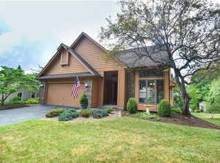 6 Melnotte Ln, Fairport, NY 14450