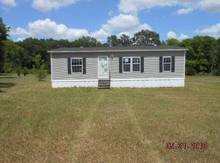 481 Bartlett Loop, Headland, AL 36345