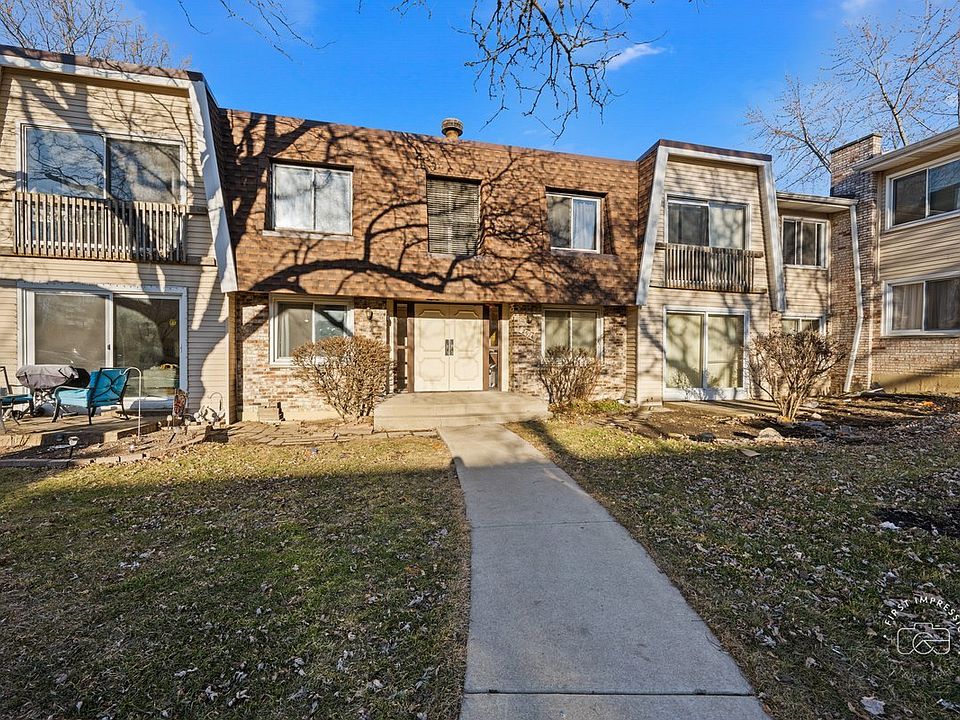 1st image of 2924 Roberts Dr APT 8