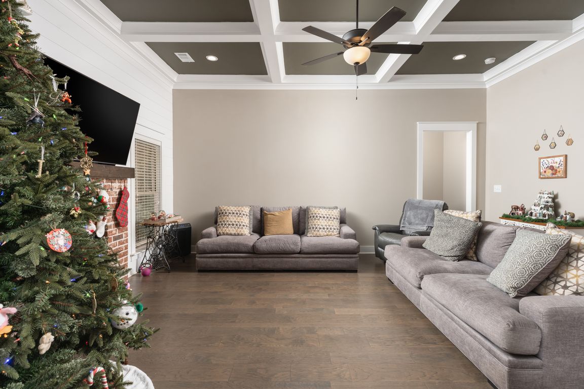 next background image