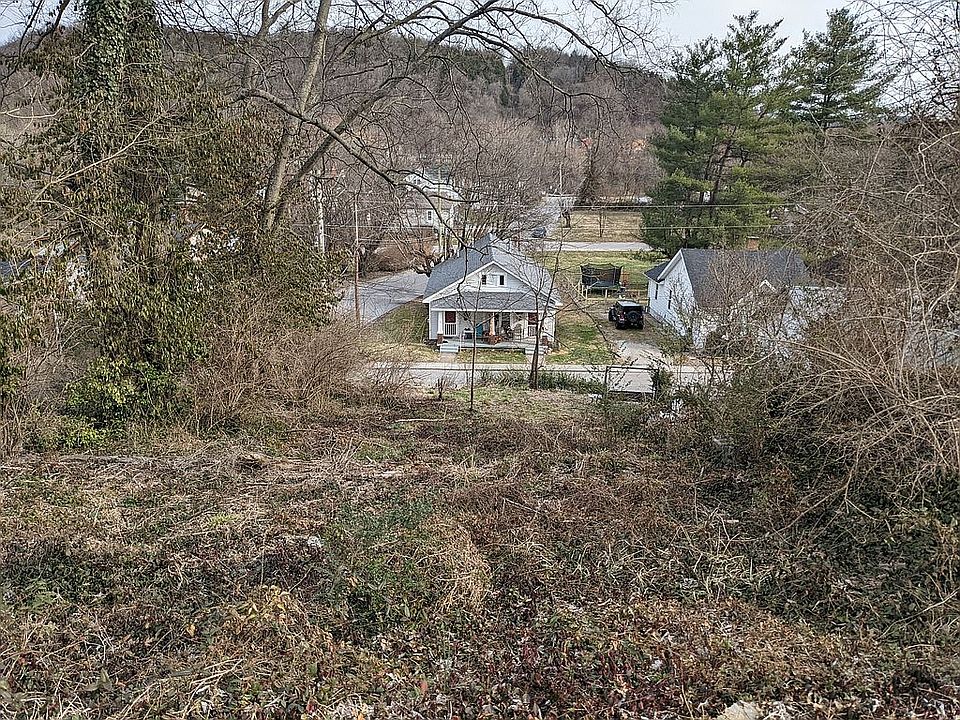2nd image of 724 Brawner St