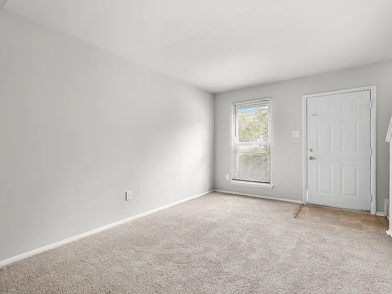 Forest Ridge — Photo 23