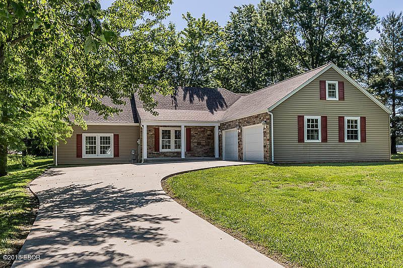 1st image of 1406 Country Aire Dr