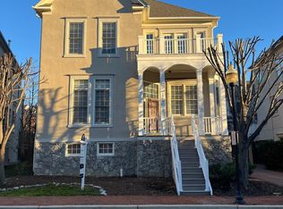 5009 John Ticer Dr, Alexandria, VA 22304