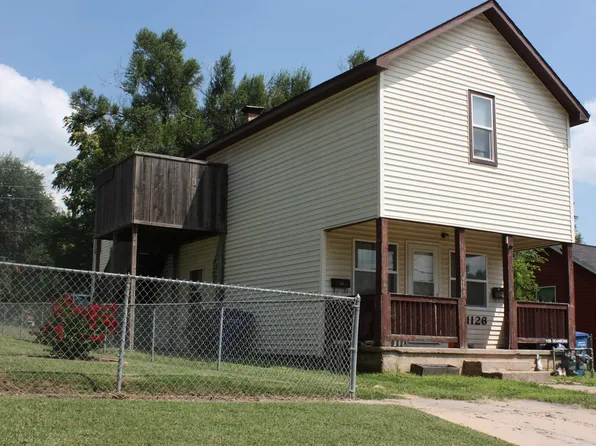 1126 N Dearborn St, Augusta, KS 67010