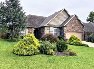 3224 W Melbourne St, Springfield, MO 65810