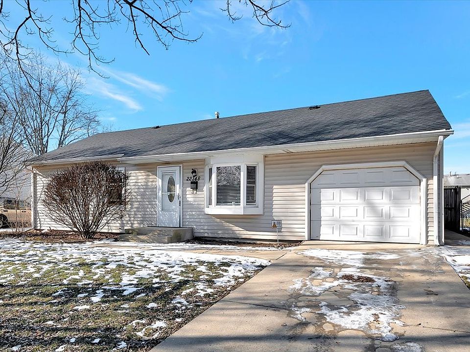 1st image of 22348 Nichols Dr