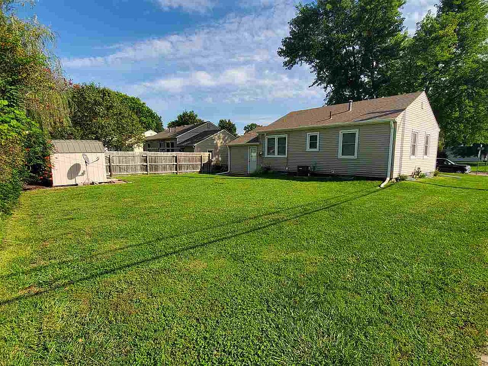 1902 Elk St Beatrice NE 68310 Zillow