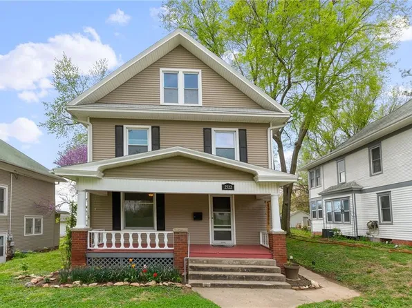 2522 S 17th St, Saint Joseph, MO 64503