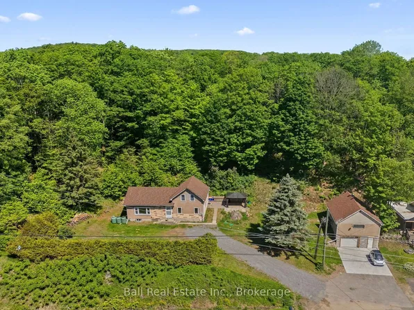 192 Monck St, Bancroft, ON K0L 1C0