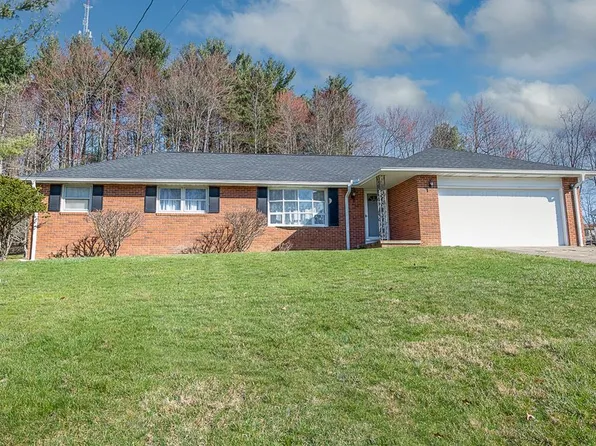 1260 Timbercliff Dr, Mansfield, OH 44907