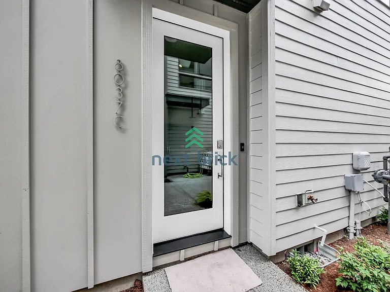 8037 Mary Ave NW #C — Photo 18