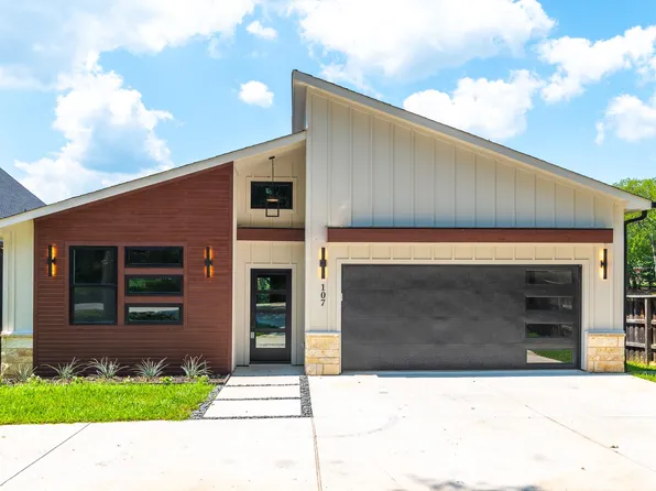 107 Autumn Wood Trl, Gun Barrel City, TX 75156