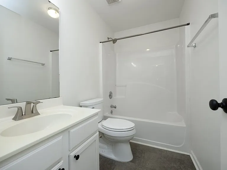 521 Renshaw Ct — Photo 23