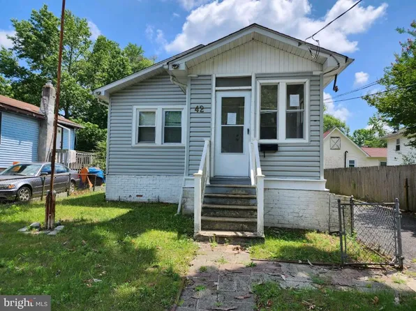 42 Wilson Rd, Clementon, NJ 08021