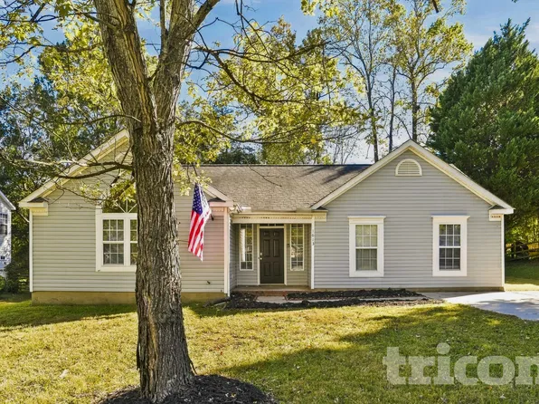 1613 Bear Brook Dr, Charlotte, NC 28214