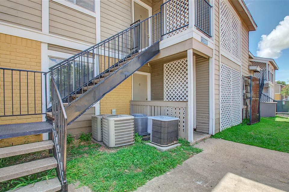 1st image of 12506 Ashford Meadow Dr #D