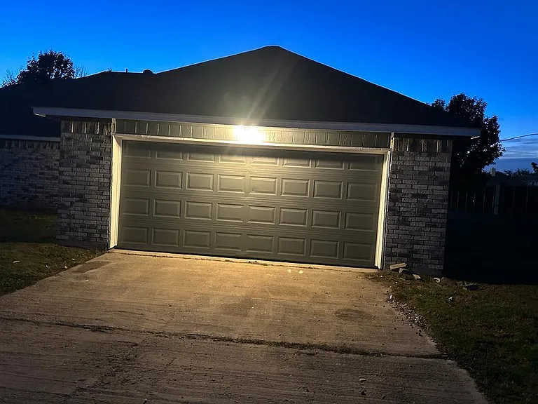 351 Witt Rd — Photo 36