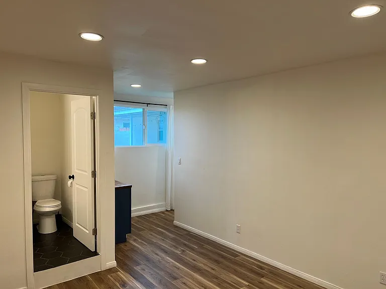 3713 W 184th Pl — Photo 17