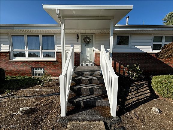 5th image of 52139 Buena Vista Dr