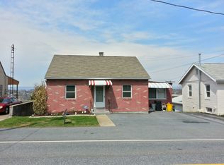 8154 Chambers Hill Rd, Harrisburg, PA 17111