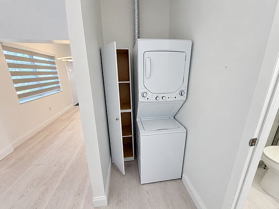 2nd image of 232 Beacom Blvd #2
