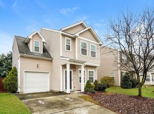 1640 Extine Ln, Raleigh, NC 27610