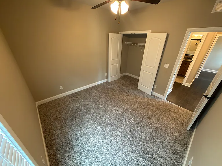 4201 Legacy Pointe St — Photo 24