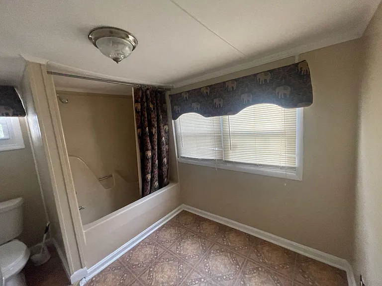 1008A E Denim Dr — Photo 17