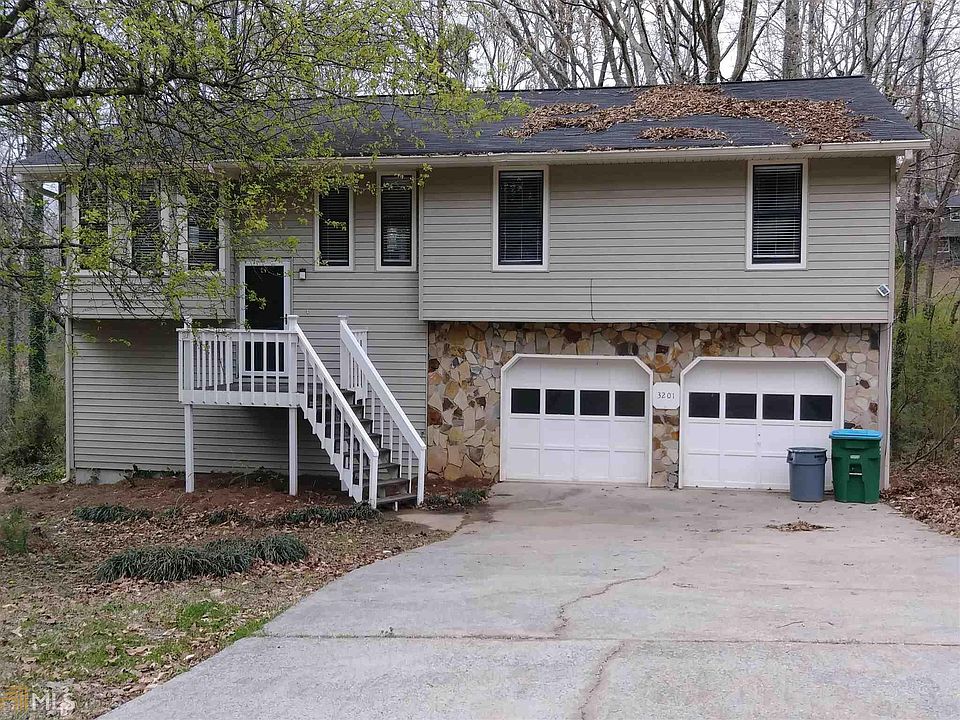1st image of 3201 Octavia Ln