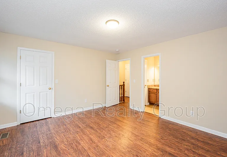 5216 Falling Creek Ln — Photo 18