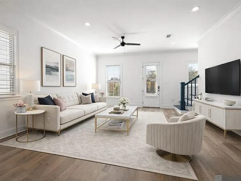5030 Myrtle Trail Dr — Photo 3