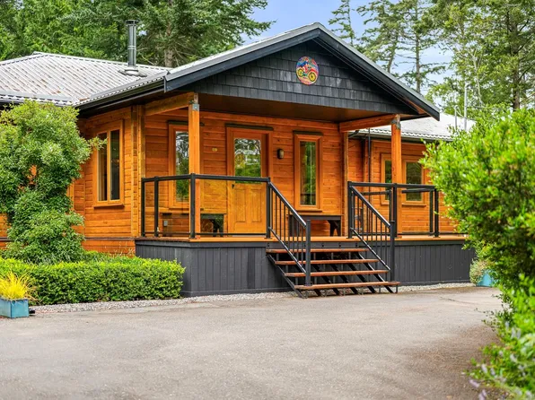 7540 Anderson Dr, Comox Valley, BC V0R 1Z0