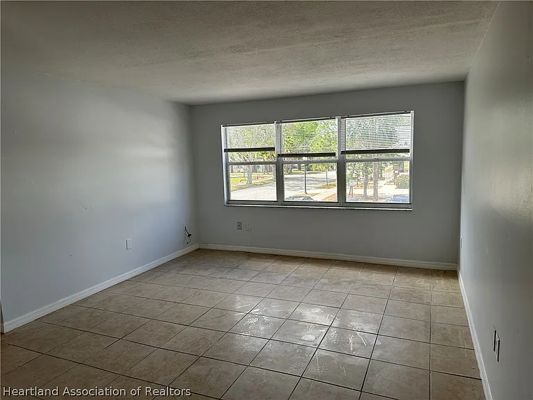 249 S Commerce Ave #206 — Photo 6