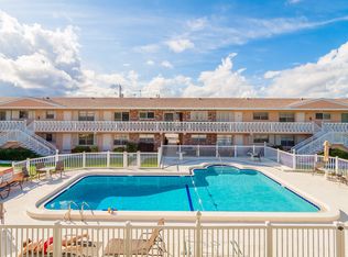 3860 NE 21st Way APT 33, Lighthouse Pt, FL 33064