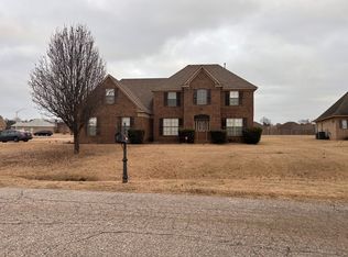 8590 Birdsong Ln, Olive Branch, MS 38654