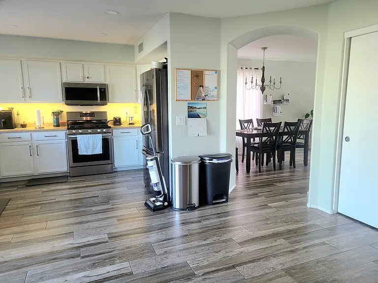 12444 W San Miguel Ave — Photo 11